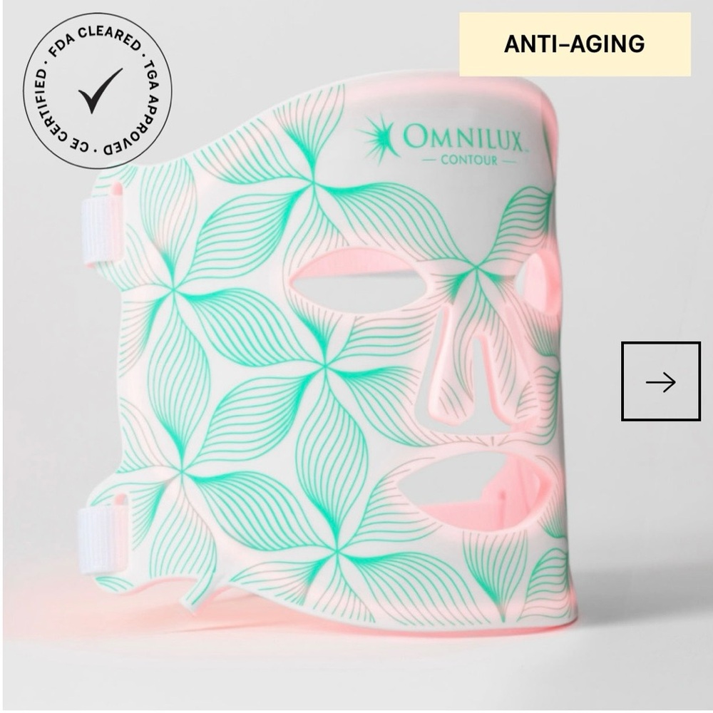 Omnilux Contour Face LED light mask